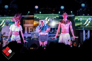 17079711525_6a8bbf89eb_z